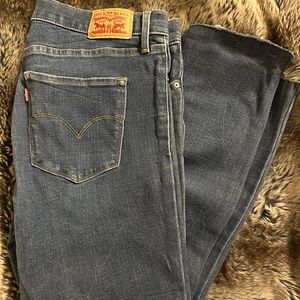 Levi 311 Shaping Skinny Jeans